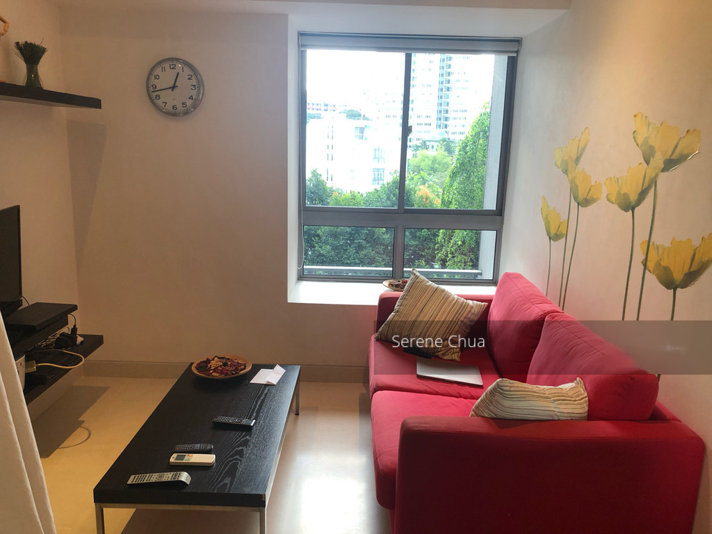 Alexis thumbnail photo